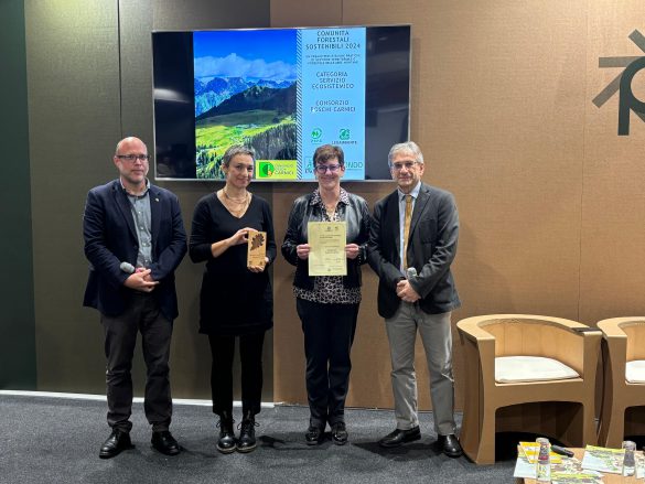 Premio per il Servizio Ecosistemico a Consorzio Boschi Carnici